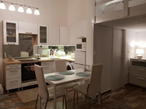Brand New Garden Flat / Free Parking